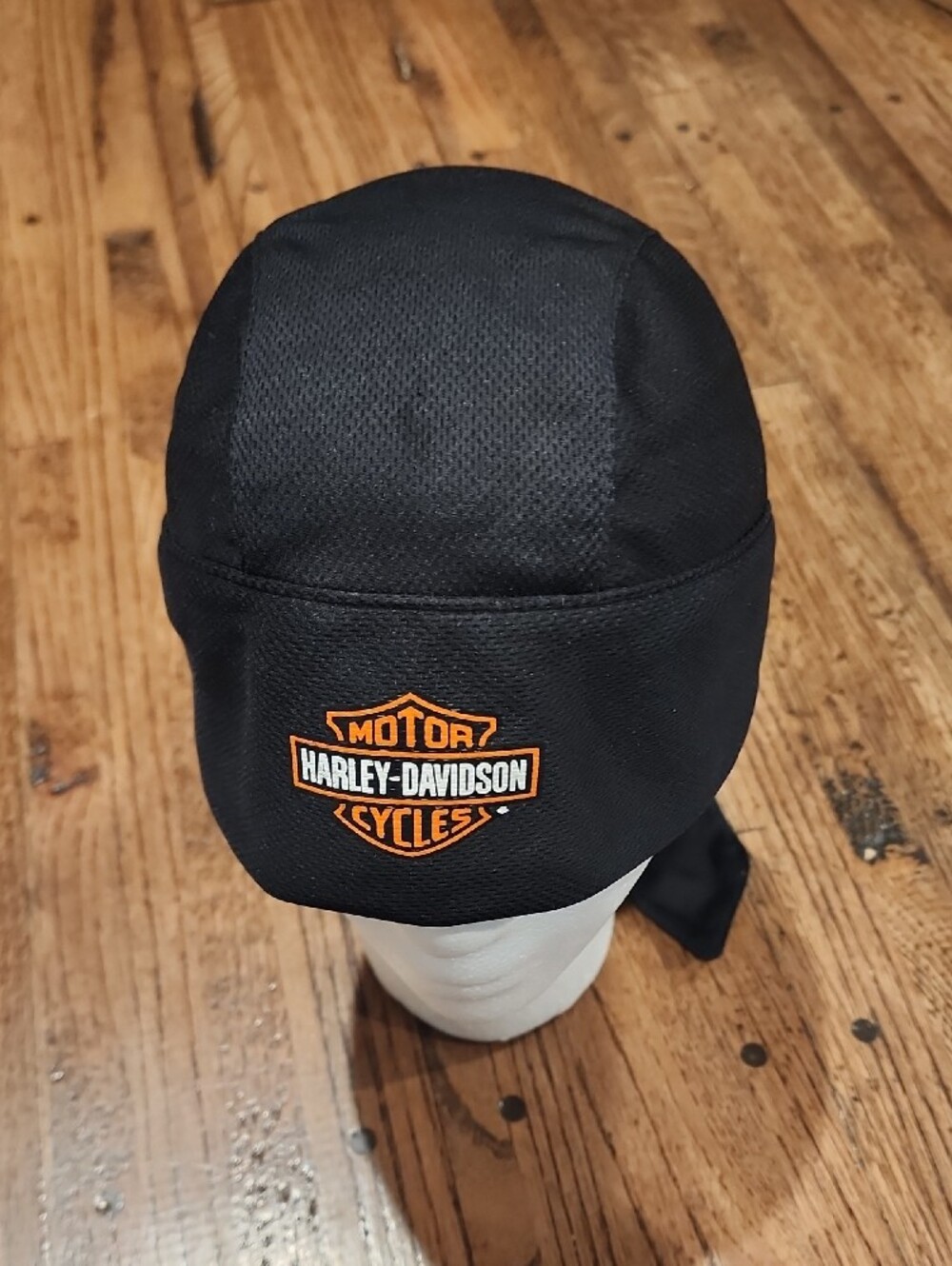 Harley-Davidson Black Bandana Cap with Orange Logo Patch - Picture 4 of 5